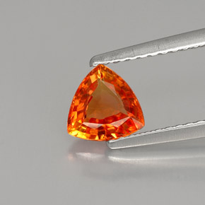 Zaffiro naturale arancione da 0,88 ct, trillion, VS