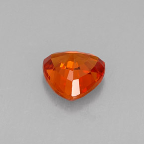 Zaffiro naturale arancione da 0,78 ct, trillion, VVS-VS