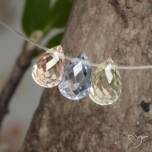 Zaffiro naturale multicolore da 2,07 ct, briolette, VVS