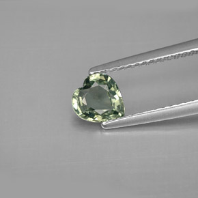 Zaffiro naturale verde da 0,82 ct, a forma di cuore, VVS-VS