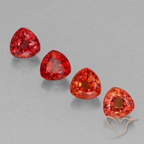 Zaffiro naturale arancione da 1,62 ct, trillion, VS