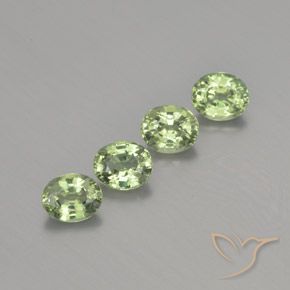 Gemme di Zaffiro Verde molto chiaro naturale da 1.94 ct, Ovale, VVS-VS