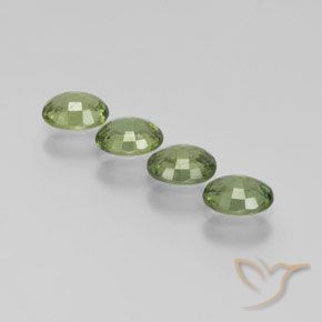 Gemme di Zaffiro Verde foresta naturale da 1.69 ct, Ovale, VS