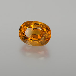 Zaffiro Arancio Medio naturale da 2.68 ct, Taglio ovale, VS