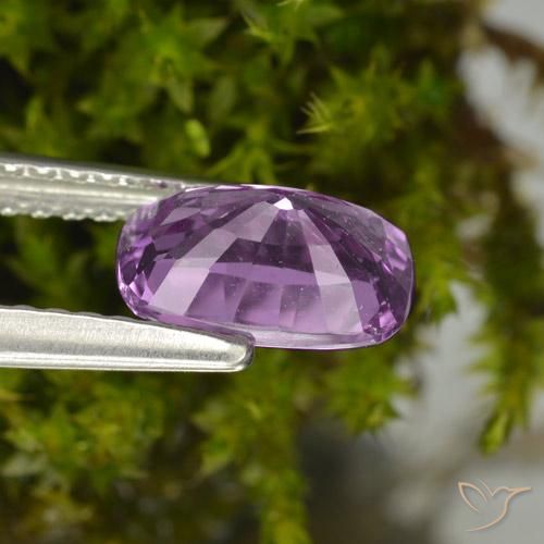 Zaffiro Viola medio naturale da 1.42 ct, Cuscino, VS