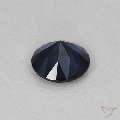 Zaffiro Blu scuro naturale da 0.62 ct, Rotondo, VS