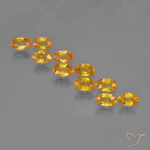 3.45ctw Naturale Arancio Scuro-Oro Zaffiro, Ovale, VS