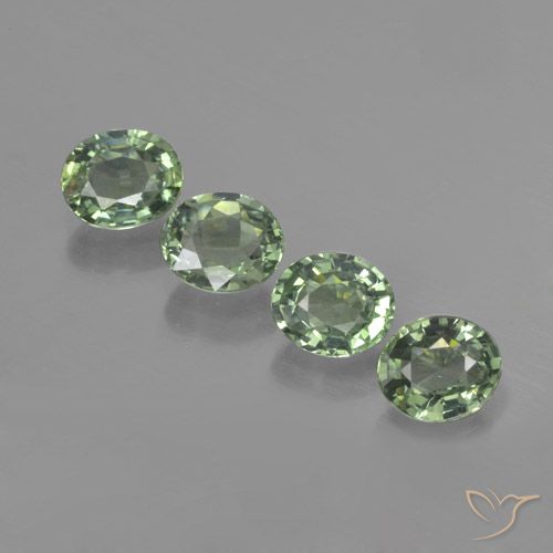 3.28ctw Naturale Verde foresta chiaro Zaffiro, Ovale, VVS-VS