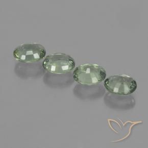 Gemme di Zaffiro Verde foresta chiaro naturale da 3.28 ct, Ovale, VVS-VS