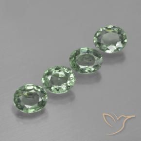 Gemme di Zaffiro Verde medio naturale da 3.32 ct, Ovale, VVS-VS