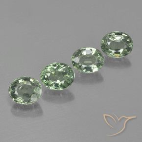 Gemme di Zaffiro Verde medio-chiaro naturale da 3.28 ct, Ovale, VVS-VS