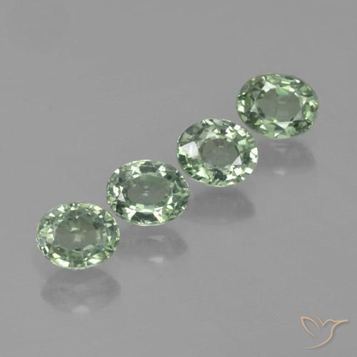 Gemme di Zaffiro Verde medio-chiaro naturale da 3.07 ct, Ovale, VVS-VS