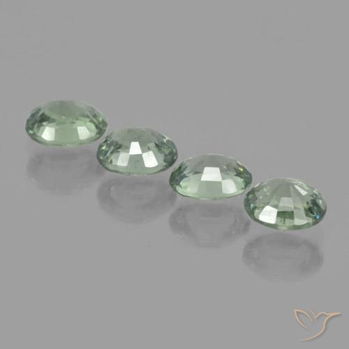 Gemme di Zaffiro Verde medio-chiaro naturale da 3.07 ct, Ovale, VVS-VS