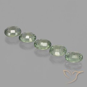 Gemme di Zaffiro Verde foresta naturale da 4.24 ct, Ovale, VVS-VS