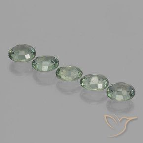 Gemme di Zaffiro Verde foresta chiaro naturale da 4.19 ct, Ovale, VVS-VS