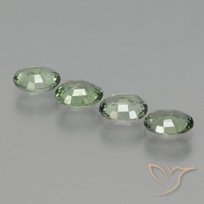Gemme di Zaffiro Medium Light Green naturale da 2.89 ct, Ovale, VVS-VS