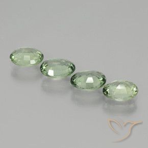 Gemme di Zaffiro Medium Light Green naturale da 2.80 ct, Ovale, VVS-VS