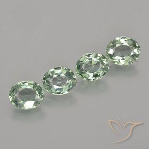 Gemme di Zaffiro Verde muschio naturale da 3.08 ct, Ovale, VVS-VS