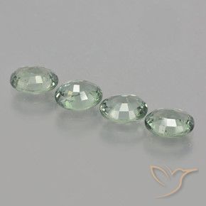 Gemme di Zaffiro Verde muschio naturale da 3.08 ct, Ovale, VVS-VS