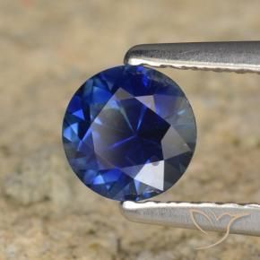Zaffiro Azzurro crepuscolare naturale da 0.60 ct, Rotondo, VVS-VS