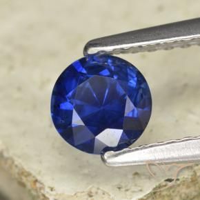Zaffiro Azzurro crepuscolare naturale da 0.57 ct, Rotondo, VVS-VS