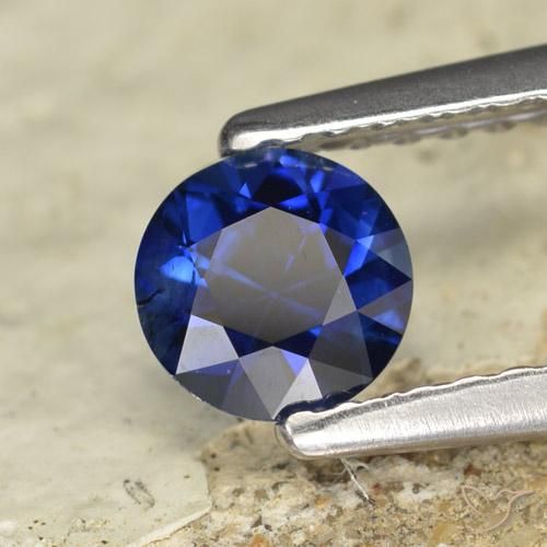Zaffiro Azzurro crepuscolare naturale da 0.56 ct, Rotondo, VVS-VS