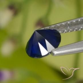 Zaffiro Azzurro crepuscolare naturale da 0.77 ct, Rotondo, VVS-VS