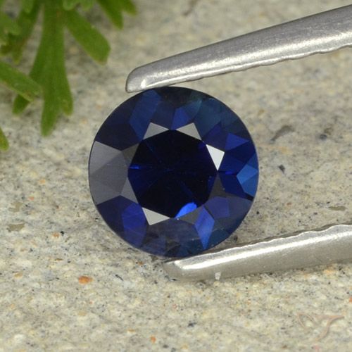 Zaffiro Blu navy naturale da 0.53 ct, Rotondo, VVS