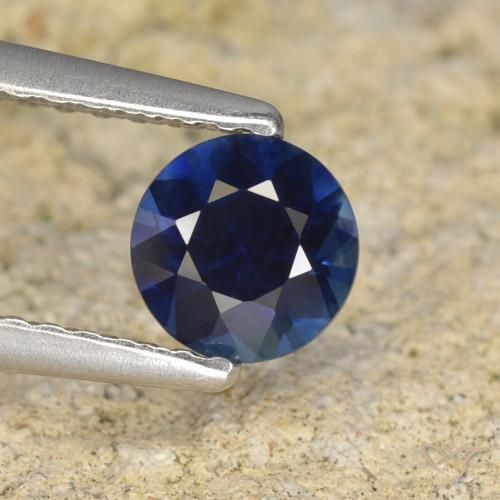 Zaffiro Azzurro crepuscolare naturale da 0.64 ct, Rotondo, VVS