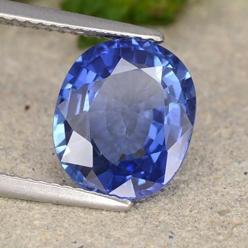 Zaffiro Blu fiordaliso naturale da 4.61 ct, Ovale, VS