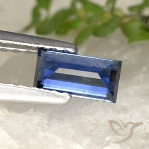 Zaffiro Blu scuro naturale da 0.51 ct, Taglio a baguette, VS