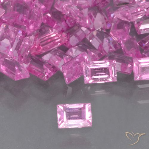 0.11ct Naturale Viola medio Zaffiro, Taglio a baguette, VS