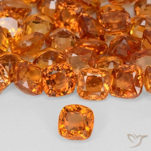 Zaffiro Arancione brillante naturale da 0.49 ct, Cuscino, VVS-VS