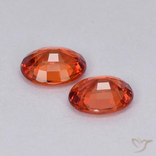 Gemme di Zaffiro Rosso intenso naturale da 1.48 ct, Ovale, VVS