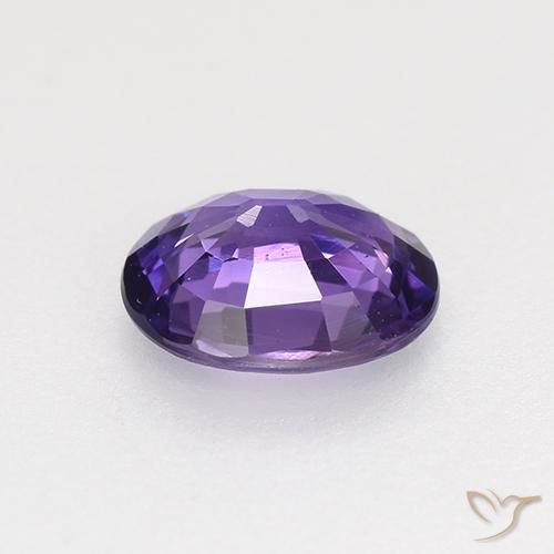 Zaffiro Viola medio-scuro naturale da 0.74 ct, Ovale, VVS-VS