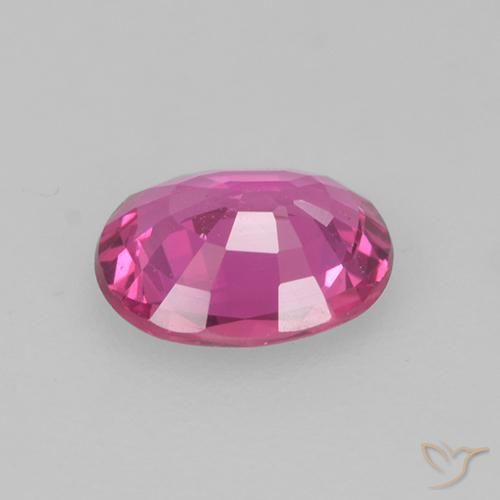 Zaffiro Magenta intenso naturale da 0.61 ct, Ovale, VS