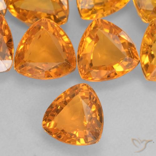 Zaffiro Arancio Medio naturale da 0.67 ct, Taglio trillion, VVS-VS