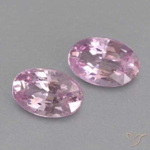 Gemme di Zaffiro Rosa viola reale molto chiaro naturale da 0.56 ct, Ovale, VVS-VS