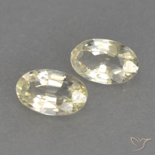 Gemme di Zaffiro Giallo chiaro naturale da 0.46 ct, Ovale, VVS-VS