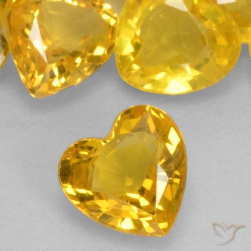 Zaffiro Dorato naturale da 0.44 ct, Cuore, VVS-VS