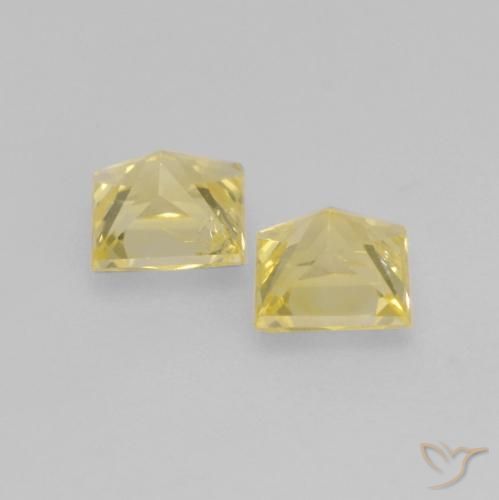 Gemme di Zaffiro Giallo dorato chiaro naturale da 0.64 ct, Quadrato, VS-SI