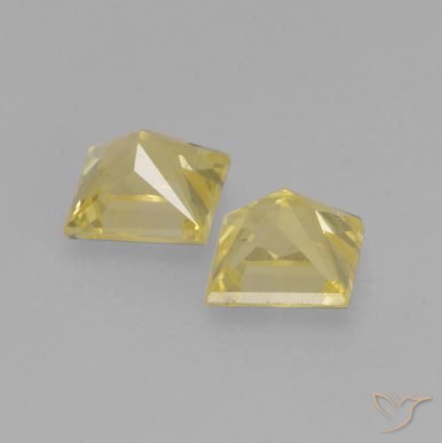 Gemme di Zaffiro Oro chiaro naturale da 0.78 ct, Quadrato, VS