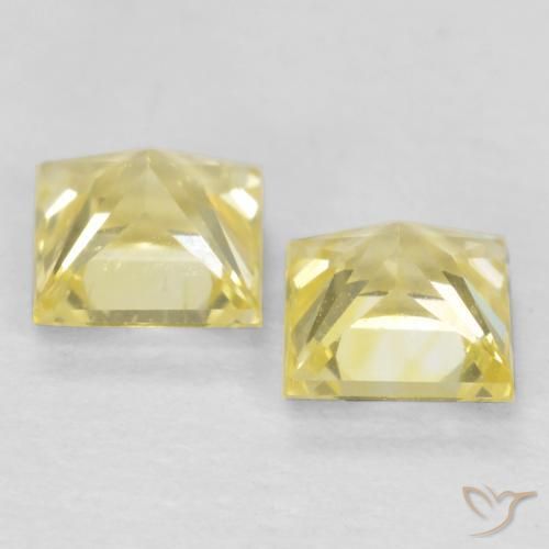 Gemme di Zaffiro Giallo medio-chiaro naturale da 0.63 ct, Quadrato, VVS-VS