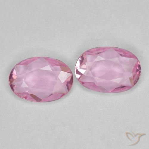 Gemme di Zaffiro Rosa Molto Chiaro naturale da 0.73 ct, Ovale, VVS