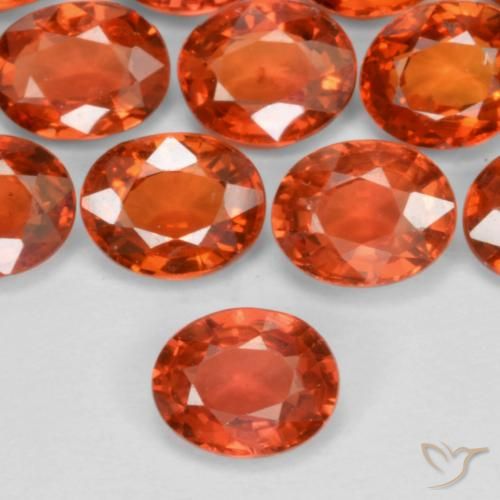 0.45ct Naturale Rosso intenso Zaffiro, Ovale, VS