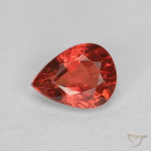 0.38ct Naturale Rosso intenso Zaffiro, Forma a pera, VVS-VS