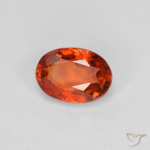 Zaffiro Arancione rossastra naturale da 0.64 ct, Ovale, VVS