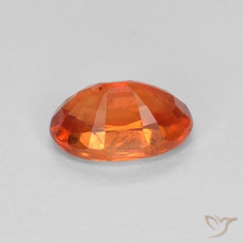 Zaffiro Rosso intenso naturale da 0.66 ct, Ovale, VS