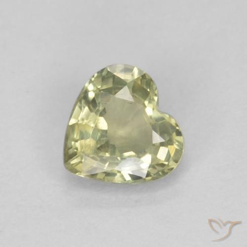 Zaffiro Verde giallastro naturale da 0.45 ct, Cuore, VVS-VS