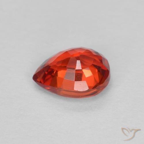 Zaffiro Rosso cremisi brillante naturale da 0.46 ct, Forma a pera, VS